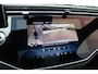 Mercedes-Benz E-klasse 300e Exclusive Line | 313PK | Hyperscreen | Massage | Achterasbesturing | Luchtvering | Head-up | Burmester 4D | Digital-light | 2023.
