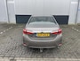Toyota Corolla 1.6 VVTi Sol Business Sedan, benzine Automaat , Uniek | zeer luxe | All Season | Trekhaak | Navigatie | nieuwstaat |