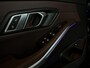 BMW 3-Serie 330e M-Sport, Schuifdak, Trekhaak, winter en zomerset, Leer, Cruise