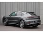 Porsche Cayenne Coupé 3.0 E-Hybrid | 470PK | Achterasbesturing | Sport-design | Luchtvering | Sport-chrono | Matrix-led | Sfeerverlichting | NL-Auto | 2024.