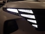 Hyundai Tucson 1.6 T-GDI HEV Premium - APPLE CARPLAY/ANDROID AUTO - PANORAMADAK - ELEKTRISCHE ACHTERKLEP - CLIMATE CONTROL - BLUETOOTH TELEFOONVOORBEREIDING - ADAPTIEVE CRUISE CONTROL - EXTRA GETINT GLAS ACHTER