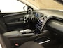 Hyundai Tucson 1.6 T-GDI HEV Premium - APPLE CARPLAY/ANDROID AUTO - PANORAMADAK - ELEKTRISCHE ACHTERKLEP - CLIMATE CONTROL - BLUETOOTH TELEFOONVOORBEREIDING - ADAPTIEVE CRUISE CONTROL - EXTRA GETINT GLAS ACHTER