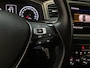 Volkswagen T-Roc 1.0 TSI Style Business Parkeersensoren Navigatie App-Connect DAB+