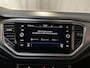 Volkswagen T-Roc 1.0 TSI Style Business Parkeersensoren Navigatie App-Connect DAB+
