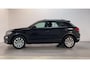 Volkswagen T-Roc 1.0 TSI Style Business Parkeersensoren Navigatie App-Connect DAB+