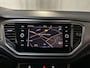 Volkswagen T-Roc 1.0 TSI Style Business Parkeersensoren Navigatie App-Connect DAB+