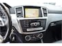 Mercedes-Benz ML-klasse 350 V6 4-Matic Automaat,Alcantara, Navi,19"LMV,rijstr.sensor,cruise,Intelligent light, zeer nette auto!