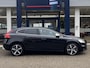 Volvo V40 1.5 T3 Polar+ Sport / Automaat / NL-Auto / Dealer-Onderhouden / Panodak / Harman-Kardon / Half-Leder/Half-Alcantara / Cruise-Control / Climate-Control / Stoelverwarming / Trekhaak / Keyless / LED / DAB Radio-Bluetooth / Navi / PDC V+A met Camera / 17'' LMV / ENZ.