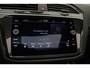 Volkswagen Tiguan R-Line Business 1.5 TSI 150pk DSG Automaat Trekhaak, Panoramadak, LED matrix koplampen, Black style, Navigatie, Elektrische achterklep, Achteruitrijcamera