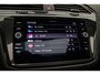 Volkswagen Tiguan R-Line Business 1.5 TSI 150pk DSG Automaat Trekhaak, Panoramadak, LED matrix koplampen, Black style, Navigatie, Elektrische achterklep, Achteruitrijcamera