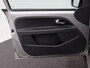 Volkswagen Up! 1.0 Automaat groove up! | Airco | Panoramadak | Stoelverwarming | Cruise Controle | 16 Inch | 100.429 Km