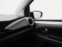 Volkswagen Up! 1.0 Automaat groove up! | Airco | Panoramadak | Stoelverwarming | Cruise Controle | 16 Inch | 100.429 Km