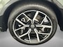 Volkswagen Tiguan R-Line Business 1.5 TSI eHybrid 272pk DSG Automaat Trekhaak, Panoramadak, Navigatie, Adaptive cruise control, Achteruitrijcamera, Elektrische achterklep