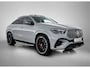 Mercedes-Benz GLE Coupé AMG 53 Hybrid 4MATIC+ Night Edition Premium Plus | Winterpakket | Sierelementen AMG carbon | Trekhaak | 22 inch AMG velgen | Stoelventilatie voor | Stoelverwarming achter | Remklauwen in rood | 360°-camera | Burmester® 3D sound systeem | Rijassistentiepakket |