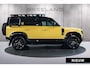 Land Rover Defender 110 P300e Trophy Edition Deep Sandglow Yellow Sandglow Yellow / Ebony