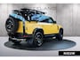 Land Rover Defender 110 P300e Trophy Edition Deep Sandglow Yellow Sandglow Yellow / Ebony