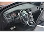 Volvo V60 2.4 D6 Twin Engine R-Design | Navigatie | Stoelverwarming | Xenon | PDC | NL auto!! |