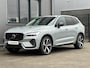 Volvo XC60 2.0 T6 Plug-in hybrid AWD Plus Dark 349 PK | Trekhaak | 21 inch | 360 camera