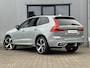 Volvo XC60 2.0 T6 Plug-in hybrid AWD Plus Dark 349 PK | Trekhaak | 21 inch | 360 camera