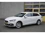 SEAT Leon Sportstourer 1.5 TSI Style Launch Edition BJ2021 Lmv 16" | Led V+A | Pdc | Navi | Beats Audio | Achteruitrijcamera | App-Connect | Virtual cockpit | Climate control | Cruise control | Extra getint glas