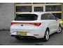 SEAT Leon Sportstourer 1.5 TSI Style Launch Edition BJ2021 Lmv 16" | Led V+A | Pdc | Navi | Beats Audio | Achteruitrijcamera | App-Connect | Virtual cockpit | Climate control | Cruise control | Extra getint glas