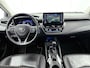 Toyota Corolla 1.8 Hybrid Executive Sedan / Leder / Navigatie / Xenon / Pdc.V+A / Airco-ecc./ Radio multimedia / Apk 03-2027