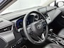 Toyota Corolla 1.8 Hybrid Executive Sedan / Leder / Navigatie / Xenon / Pdc.V+A / Airco-ecc./ Radio multimedia / Apk 03-2027