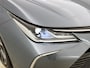 Toyota Corolla 1.8 Hybrid Executive Sedan / Leder / Navigatie / Xenon / Pdc.V+A / Airco-ecc./ Radio multimedia / Apk 03-2027