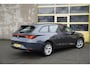 SEAT Leon Sportstourer 1.5 eTSI 150PK! Automaat Style BJ2021 Lmv 16" | Led V+A | Pdc | Elektrische trekhaak | App-Connect | Climate control | Cruise control | Getint glas