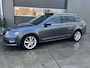 Skoda Octavia Combi 1.5 TSI 150pk DSG Sport Business Panoramadak Stoelverwarming Voorruitverwarming navigatie Apple Carplay