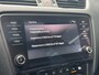 Skoda Octavia Combi 1.5 TSI 150pk DSG Sport Business Panoramadak Stoelverwarming Voorruitverwarming navigatie Apple Carplay