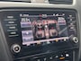 Skoda Octavia Combi 1.5 TSI 150pk DSG Sport Business Panoramadak Stoelverwarming Voorruitverwarming navigatie Apple Carplay
