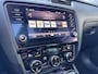Skoda Octavia Combi 1.5 TSI 150pk DSG Sport Business Panoramadak Stoelverwarming Voorruitverwarming navigatie Apple Carplay