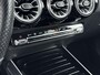 Mercedes-Benz B-klasse 250 e AMG Line 218PK | Automaat | Stoelverwarming | Half-Lederen Bekleding | Navigatie | Achteruitrijcamera | Elektrische Achterklep | Carbon Dashboard