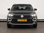 Volkswagen T-Roc 1.5 TSI Sport 150 pk | Navigatie | Trekhaak | Active info display | 19" Suzuka |