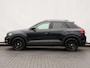 Volkswagen T-Roc 1.5 TSI Sport 150 pk | Navigatie | Trekhaak | Active info display | 19" Suzuka |