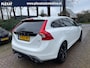 Volvo V60 1.6 T3 R-Design Aut. | Origineel NL | Slechts 95.000KM | Sportpakket | Historie | Navigatie | Trekhaak | Cruise | NAP |