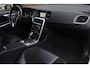 Volvo V60 1.6 T3 R-Design Aut. | Origineel NL | Slechts 95.000KM | Sportpakket | Historie | Navigatie | Trekhaak | Cruise | NAP |