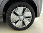 Hyundai Kona Electric EV Fashion 64 kWh | Head Up Display | SOH 95.5% | Half Leder | Dode Hoek Detectie | Stoelverwarming & Verkoeling | Lane Assist |
