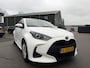 Toyota Yaris 1.5 Hybrid Active NAVIGATIE | ACC ADAPTIEVE CRUISE CONTROL | CAMERA | STOELVERWARMING | CLIMA | FABRIEKSGARANTIE T/M 08-2030 |
