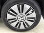 Volkswagen e-Up! e-up! 82 PK | Automaat | Achteruitrijcamera | Stoelverwarming | Climate Control | Privacy Glass | Lichtmetalen velgen |