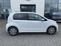 Volkswagen e-Up! e-up! 82 PK | Automaat | Achteruitrijcamera | Stoelverwarming | Climate Control | Privacy Glass | Lichtmetalen velgen |