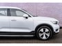 Volvo XC40 1.5 T5 Recharge Inscription Expression | Achteruitrijcamera | Cruise Control | Navigatie | Keyless | Parkeersensoren voor en achter | Carplay | Volvo On Call