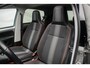 Volkswagen Up! 1.0 GROOVE Up! BlueMotion ORG NL [ Panoramadak Parkeersensoren Cruise Control Navigatie Bluetooth Fender Sound ]
