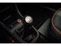 Volkswagen Up! 1.0 GROOVE Up! BlueMotion ORG NL [ Panoramadak Parkeersensoren Cruise Control Navigatie Bluetooth Fender Sound ]