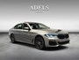 BMW 5-Serie 545e xDrive High Executive M Sport Schuifdak M Stoelen HUD ACC Harman Kardon Laser Shadowline