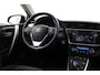 Toyota Auris 1.8 Hybrid Aspiration | Volledige dealerhistorie | Fietsensteun | Navigatie | Cruise Control | Clima | Camera | 15 inch | Bluetooth