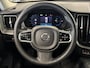Volvo XC60 2.0 T8 Plug-in hybrid AWD Plus Dark | Pano | Navi | Stoel / Stuurwiel Verwarmd | Camera | ACC | Clima  | Lm velgen ( Vestiging - Vianen )
