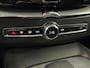 Volvo XC60 2.0 T8 Plug-in hybrid AWD Plus Dark | Pano | Navi | Stoel / Stuurwiel Verwarmd | Camera | ACC | Clima  | Lm velgen ( Vestiging - Vianen )