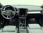 Volvo XC40 B4 211pk Core / Stoel + Stuuw. Verwarming / PDC + Camera / 18'' / Extra Getint Glas / Elektr. Achterklep / Metallic Lak / Google / Draadloze Telefoon Oplader /